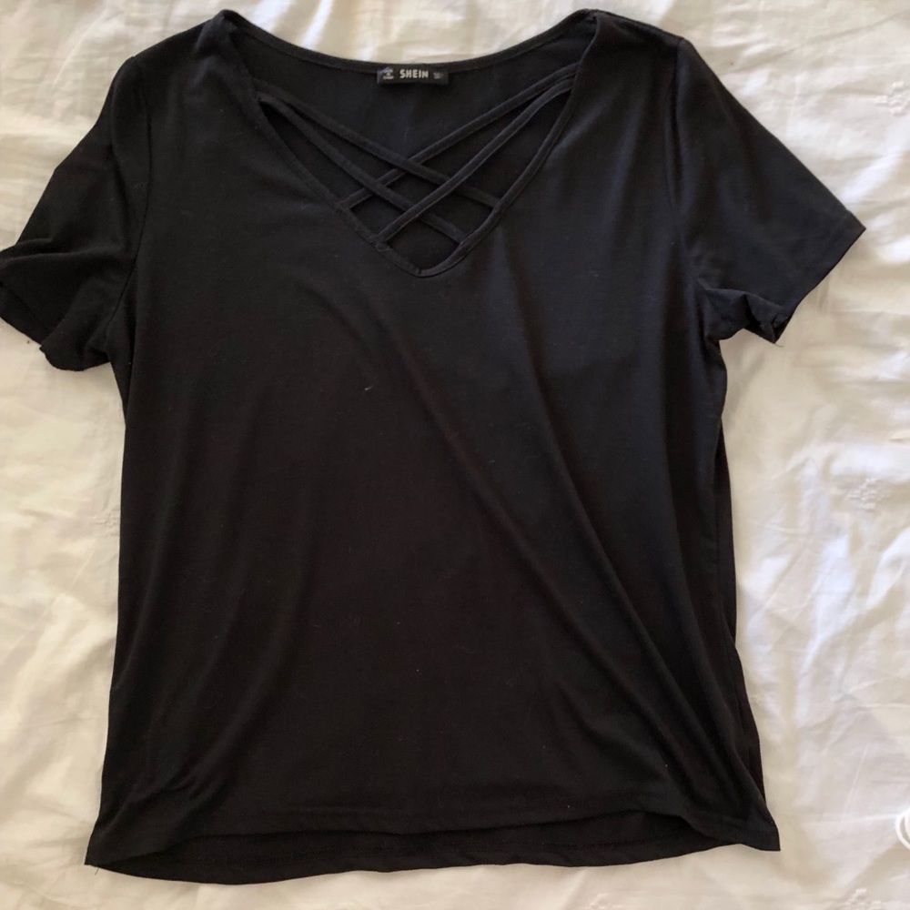 Black t-shirt